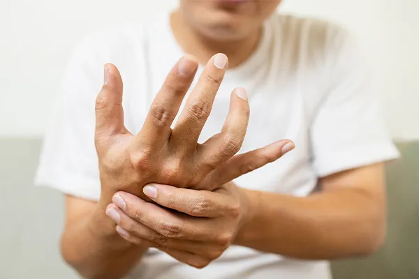 علت سندرم گیلن باره چیست؟ درمان علائم و تجربیات بیماران