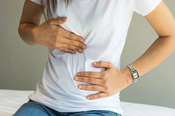 علت زخم معده چیست؟ 10 مورد از مهم ترین علائم و درمان قطعی