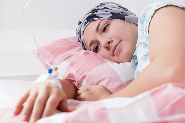 شیمی درمانی چیست و چگونه انجام می شود؟ تعداد جلسات و معرفی داروهای شیمی درمانی