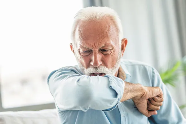 سرفه چیست و چرا باید آن را کنترل کنید؟